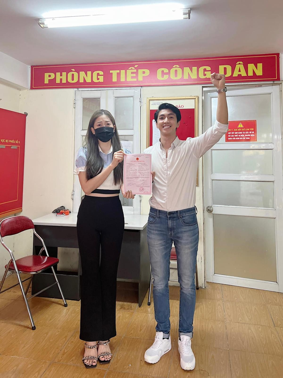 'Cô dâu mới' Phương Nga trước thềm đám cưới: Không ngừng bận rộn, tranh thủ 'bán duyên' giúp đàn chị Ảnh 2