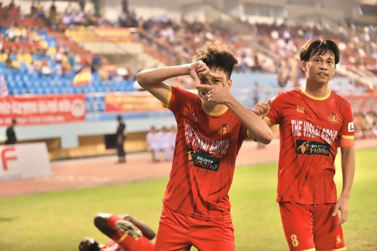 Hai cầu thủ của bầu Đức lập công, CAND lên V.League 2023 Ảnh 2