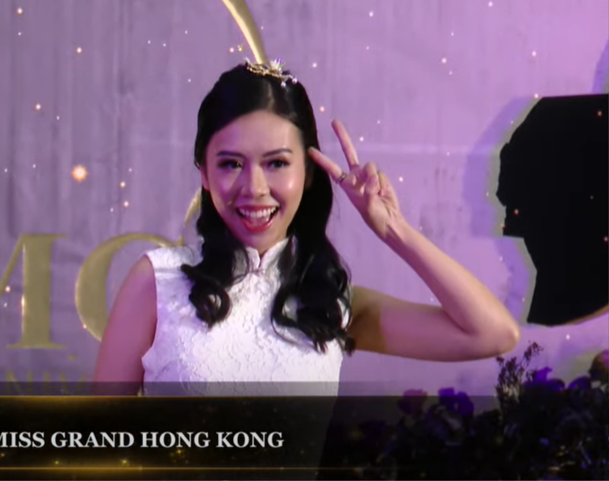 Thí sinh 'quậy' tại thảm đỏ chung kết Miss Grand: Người múa quạt, người tạo dáng cute 'quên lối về' Ảnh 5