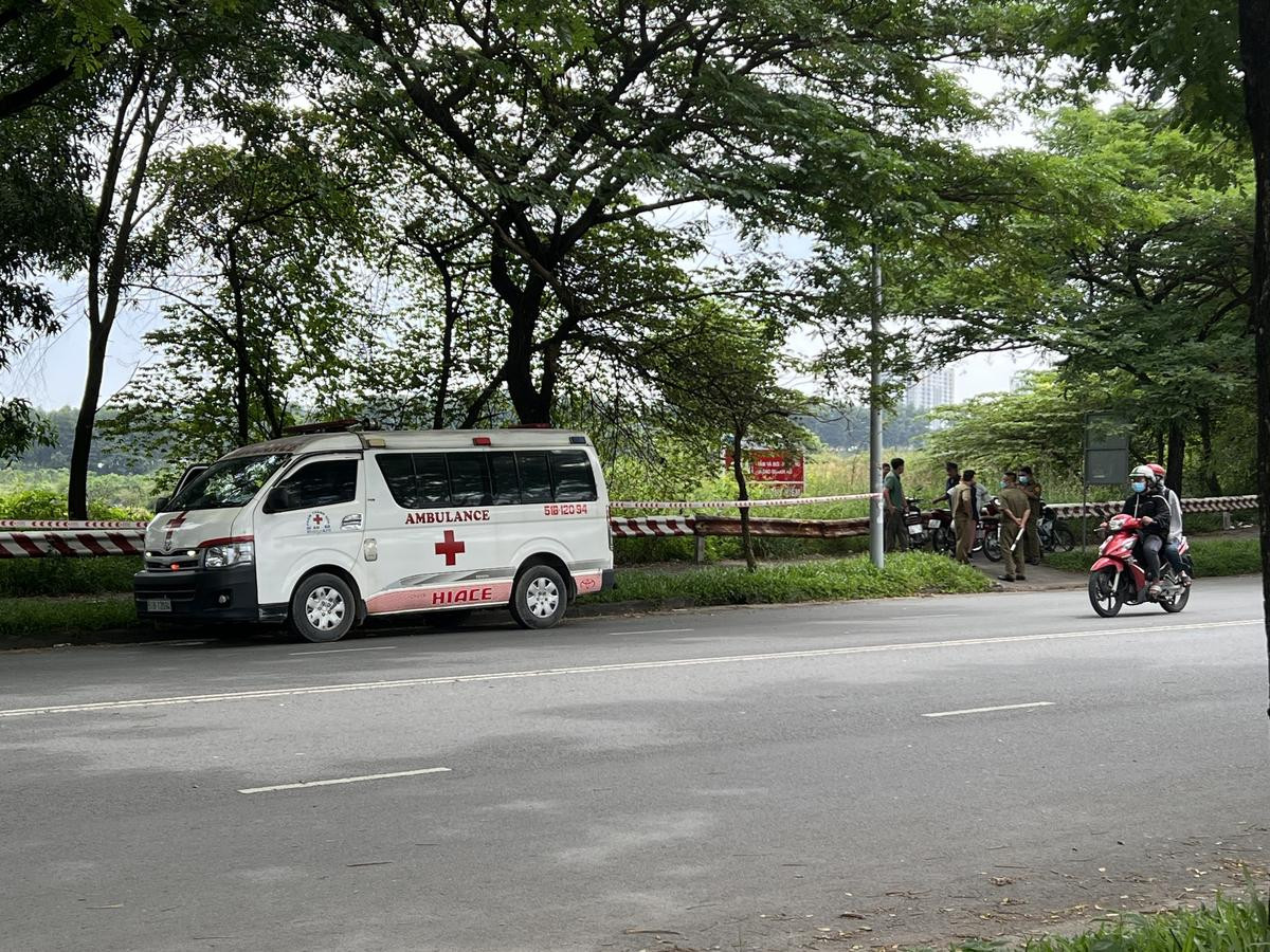 Sinh viên 'tá hỏa' phát hiện thi thể người đàn ông nằm bên trong Làng đại học Quốc gia TP.HCM Ảnh 2