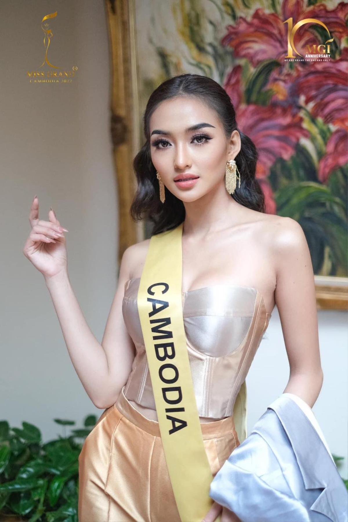 Fan đau lòng về quá khứ của Miss Grand Campuchia: Từng bị cha dượng cưỡng bức năm 6 tuổi Ảnh 4