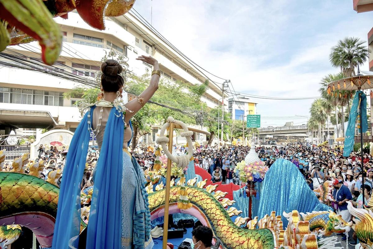 Tân Hoa hậu Hoà bình Quốc tế bị 'ngâm giấm' ở đất Thái: Không có show, chụp ảnh tham quan cả ngày Ảnh 2