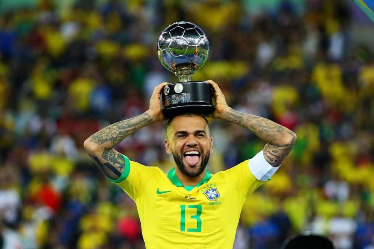 Brazil gọi Dani Alves dự World Cup 2022 Ảnh 1