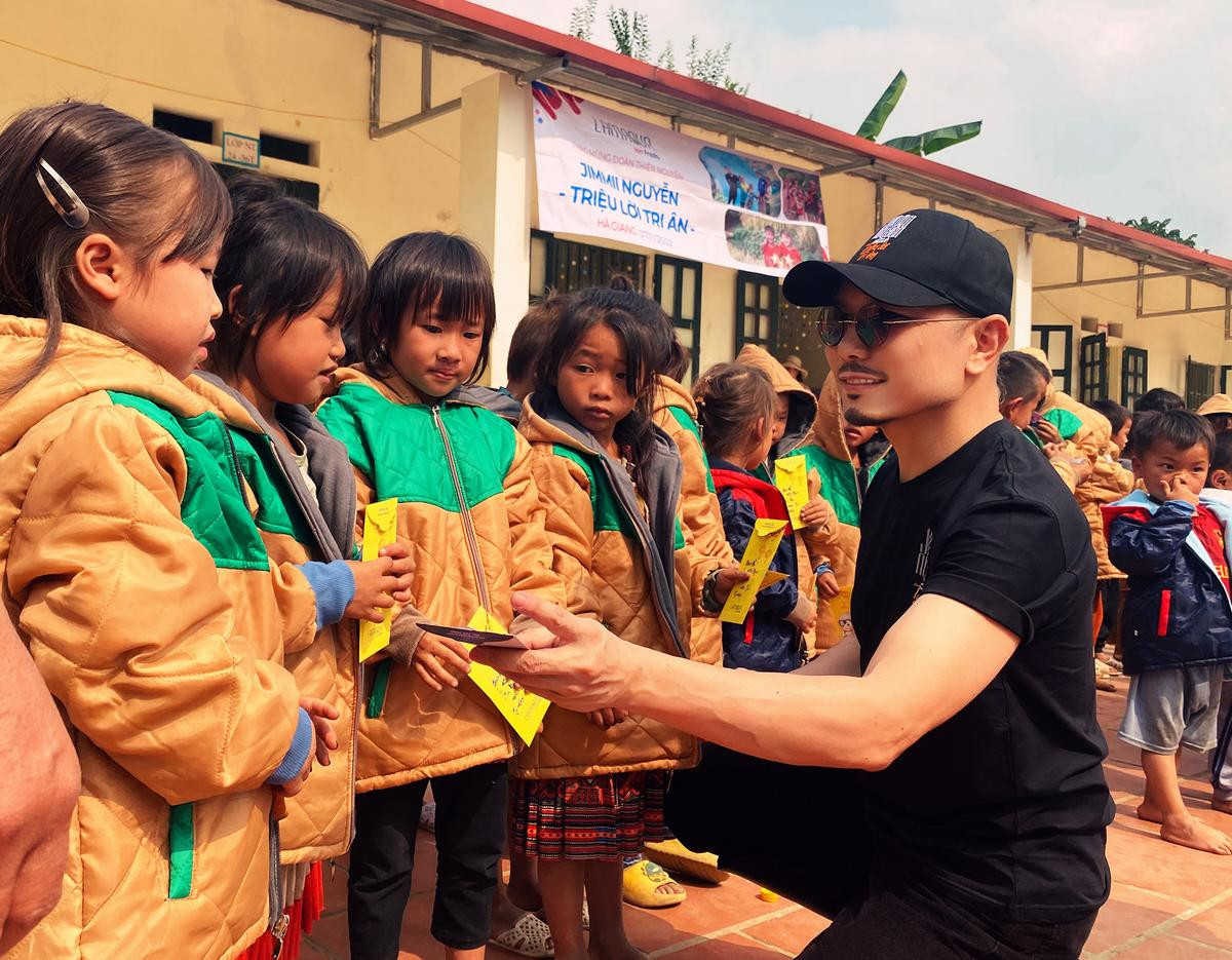 Không nhận quà, Jimmii Nguyễn tiết lộ thói quen mỗi dịp sinh nhật Ảnh 2