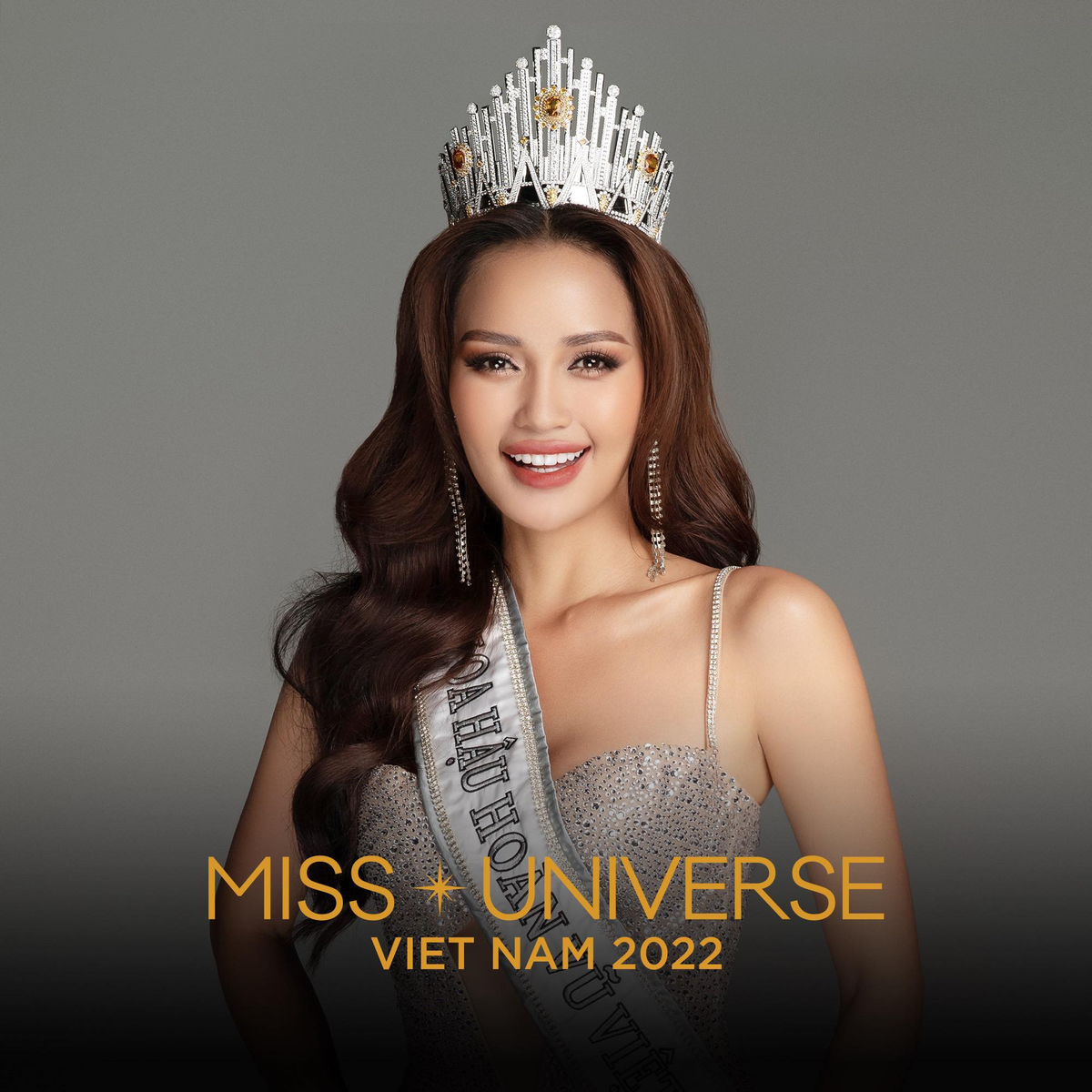 Miss Universe nâng tầm đẳng cấp khi về tay nữ tỷ phú Thái: Vương miện mới trị giá 'sương sương' 130 tỷ Ảnh 4