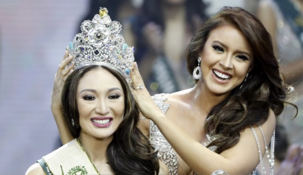 Câu chuyện 'ra giá' vương miện của Miss Earth bị đào lại: 100 tỷ đổi lấy danh xưng hoa hậu Ảnh 1