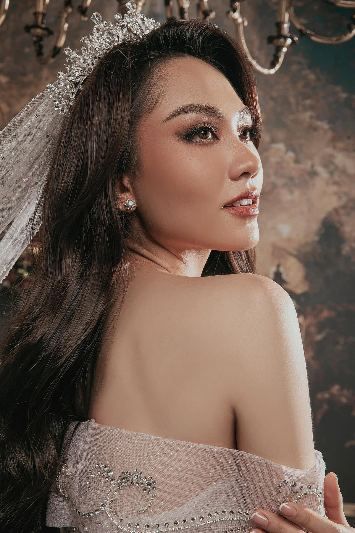 Mai Phương lọt ngay tầm ngắm chuyên gia sắc đẹp, dự đoán lọt Top 7 Miss World 2022 Ảnh 3