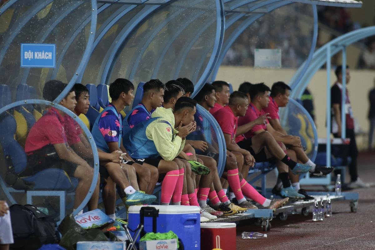 HLV Sài Gòn FC: Đội chưa đá đã làm việc thanh lý hợp đồng, hết trả lương từ hôm nay Ảnh 1