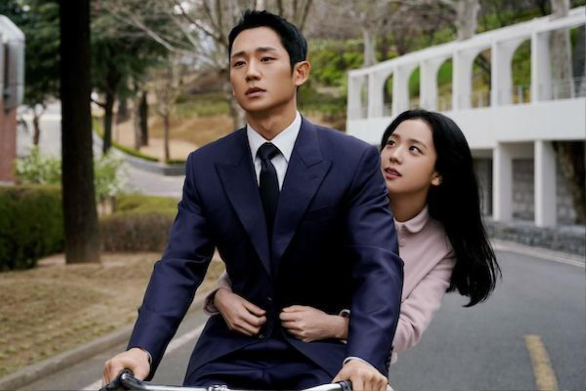 Mặc cho fan 'đẩy thuyền', Jung Hae In bỏ Jisoo (BLACKPINK) 'hẹn hò' với tình tin đồn của Song Joong Ki? Ảnh 1