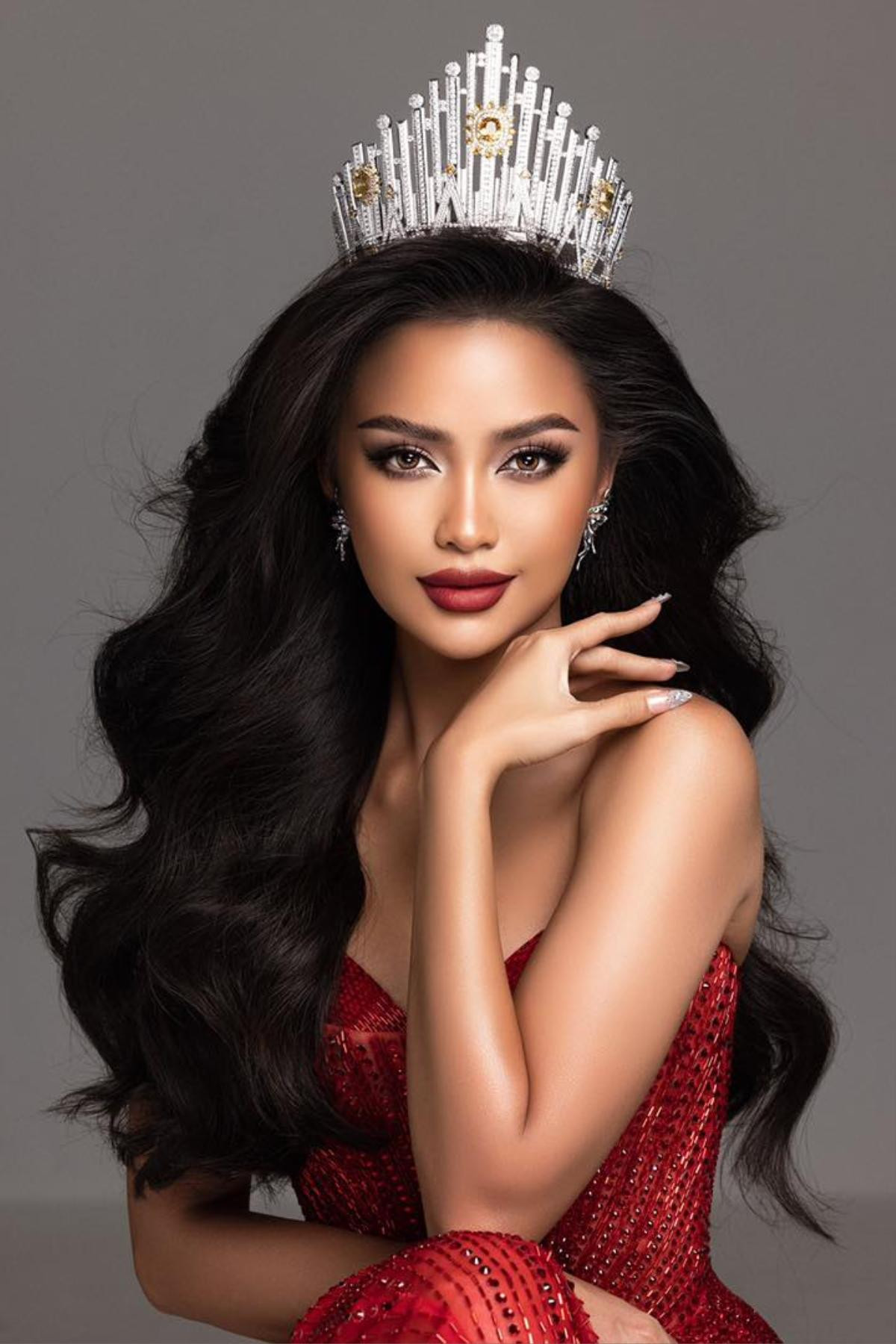 'Xỉu lên xỉu xuống' với bộ ảnh Road to Miss Universe của Ngọc Châu: Đẹp áp đảo - đỉnh miễn bàn cãi Ảnh 1