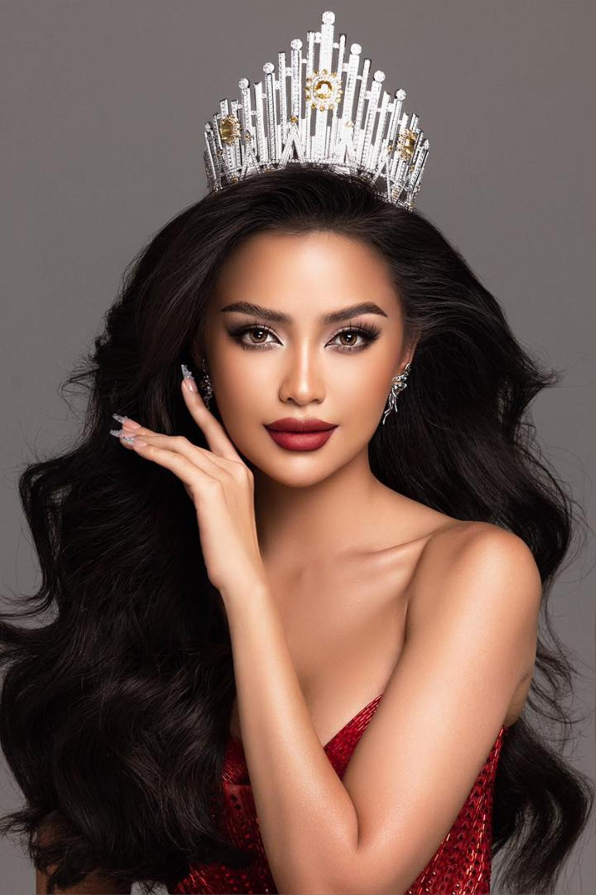 'Xỉu lên xỉu xuống' với bộ ảnh Road to Miss Universe của Ngọc Châu: Đẹp áp đảo - đỉnh miễn bàn cãi Ảnh 2