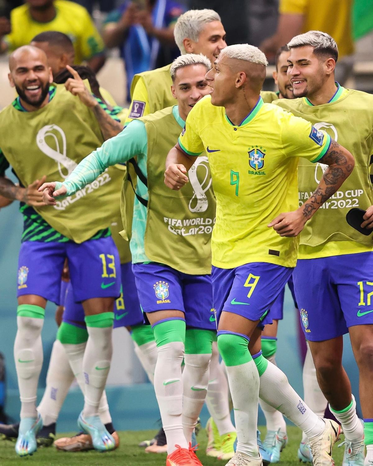 Cận cảnh chấn thương nặng khiến Neymar bật khóc trong ngày Brazil thắng Serbia Ảnh 2