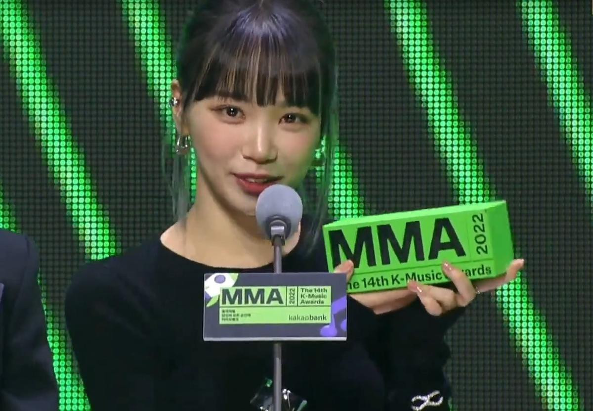 Hậu ồn ào của Kim Garam, LE SSERAFIM 'ẳm' giải thưởng lớn tại MMA 2022 Ảnh 1