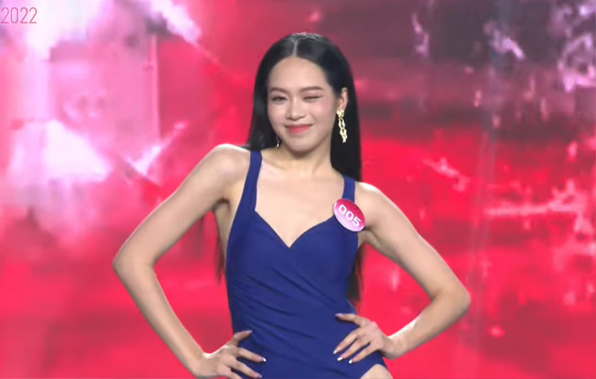 Chung khảo Hoa hậu Việt Nam 2022: Top 45 thả dáng với bikini nhưng trình catwalk còn 'sượng' Ảnh 6