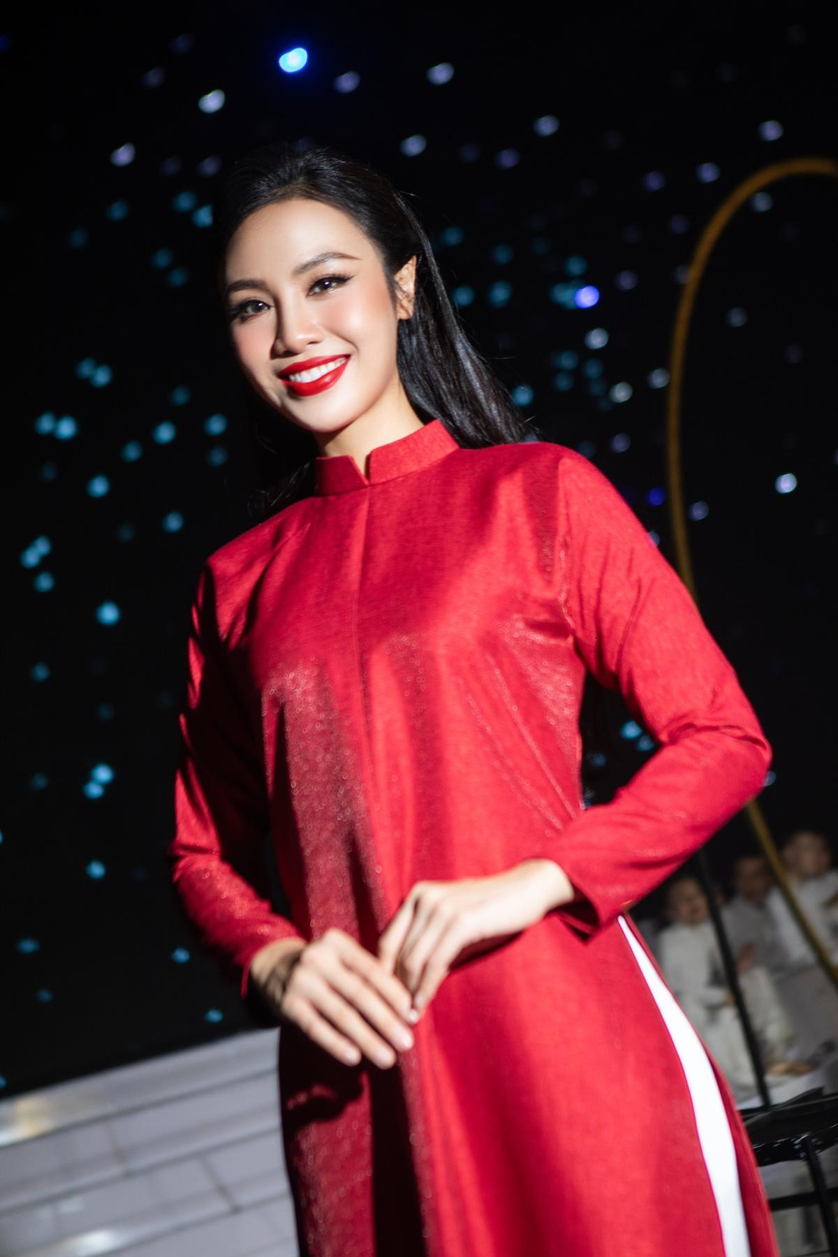 Hậu Miss World Vietnam, Nam Em lần đầu đọ sắc cùng Kim Duyên - Ngọc Thảo - Thủy Tiên Ảnh 9