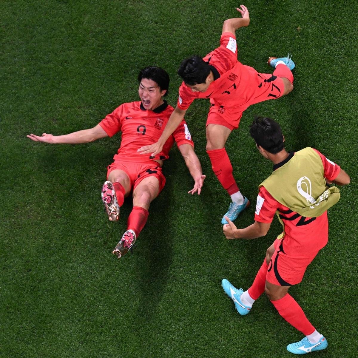 Ghi 2 bàn ở World Cup, tiền đạo Hàn Quốc tăng 1,3 triệu theo dõi sau 1 đêm Ảnh 2