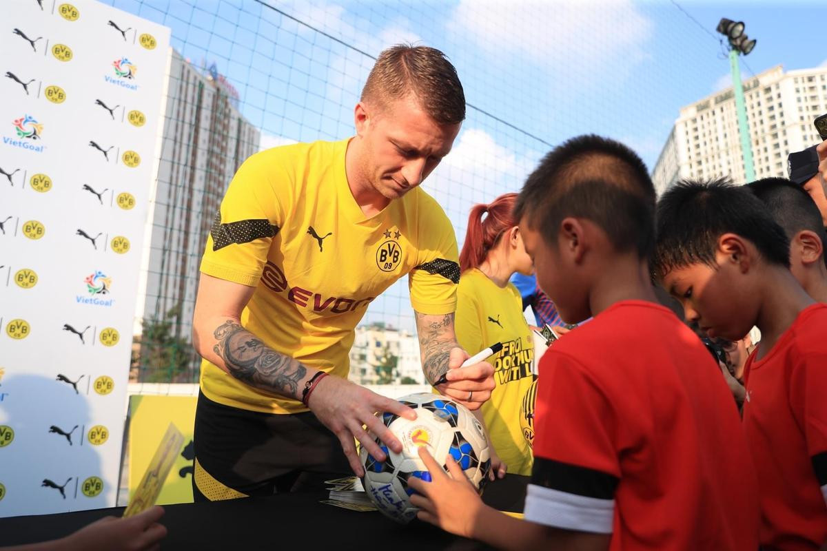 Siêu sao Marco Reus sẵn sàng đấu tuyển Việt Nam vào ngày mai Ảnh 1