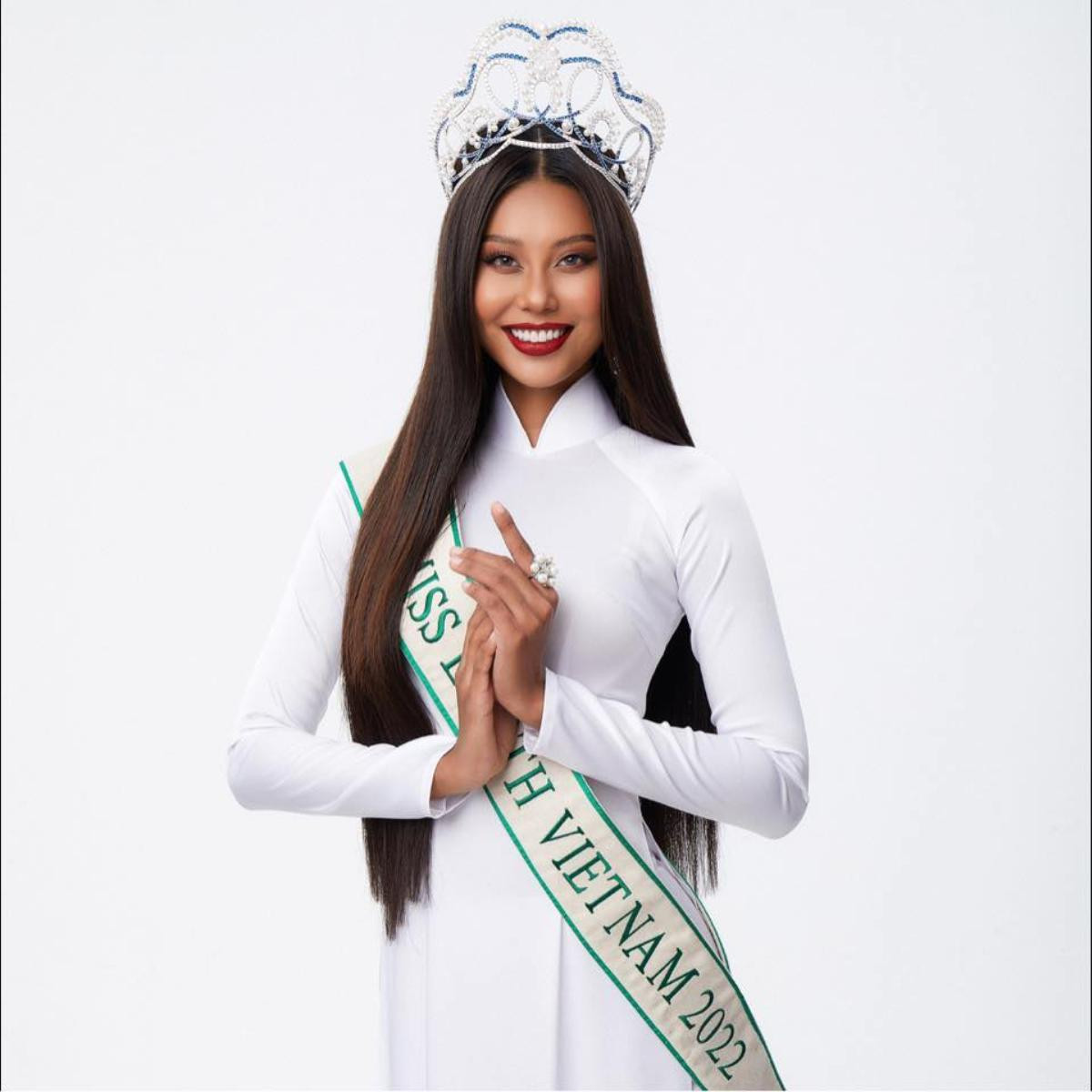 4 lý do khiến đại diện Việt Nam rớt Top 12 Miss Earth 2022: Sash chưa đủ mạnh hay non nớt về kinh nghiệm? Ảnh 9