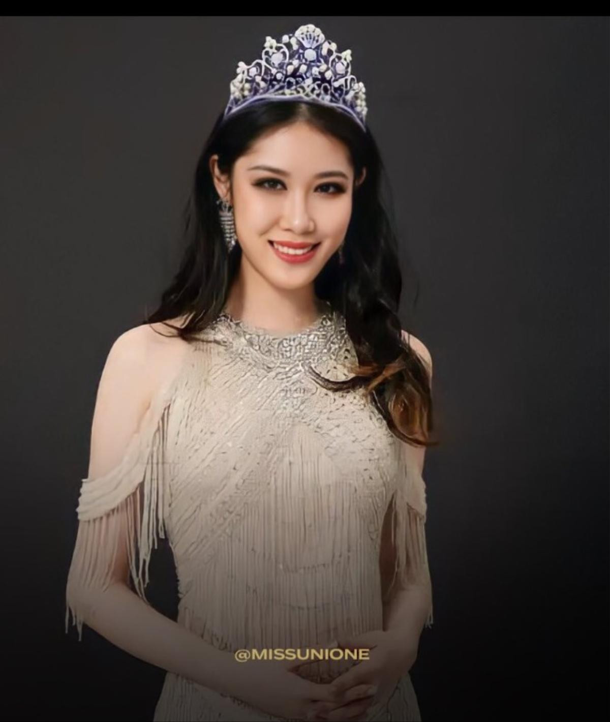 'Học bá' Trung Quốc trở thành đối thủ của Ngọc Châu tại Miss Universe: Nghe profile mà 'choáng' Ảnh 2