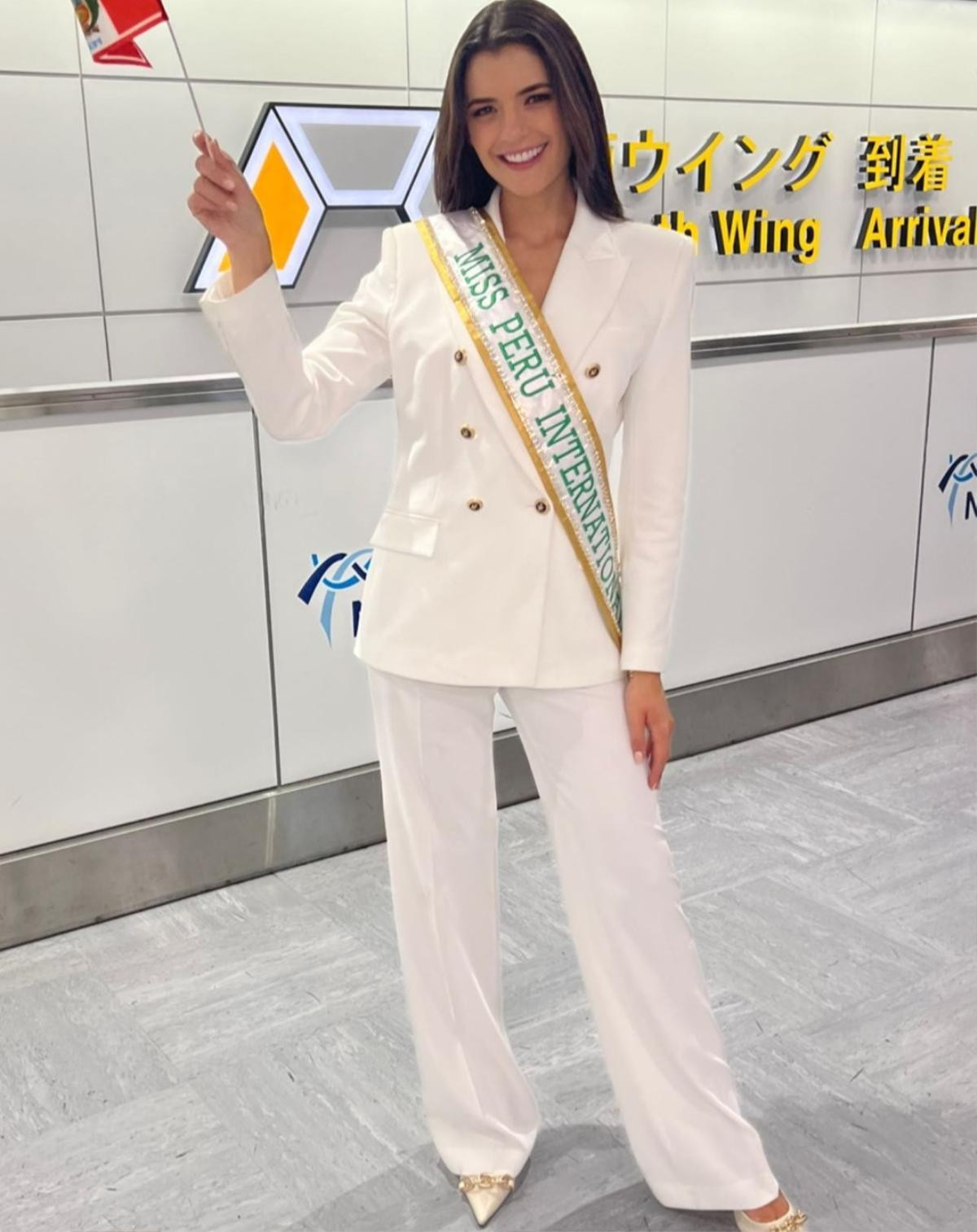 Mạnh về mọi mặt, Á hậu Phương Anh vẫn 'rớt' khỏi Top 5 dự đoán Miss International 2022 Ảnh 2