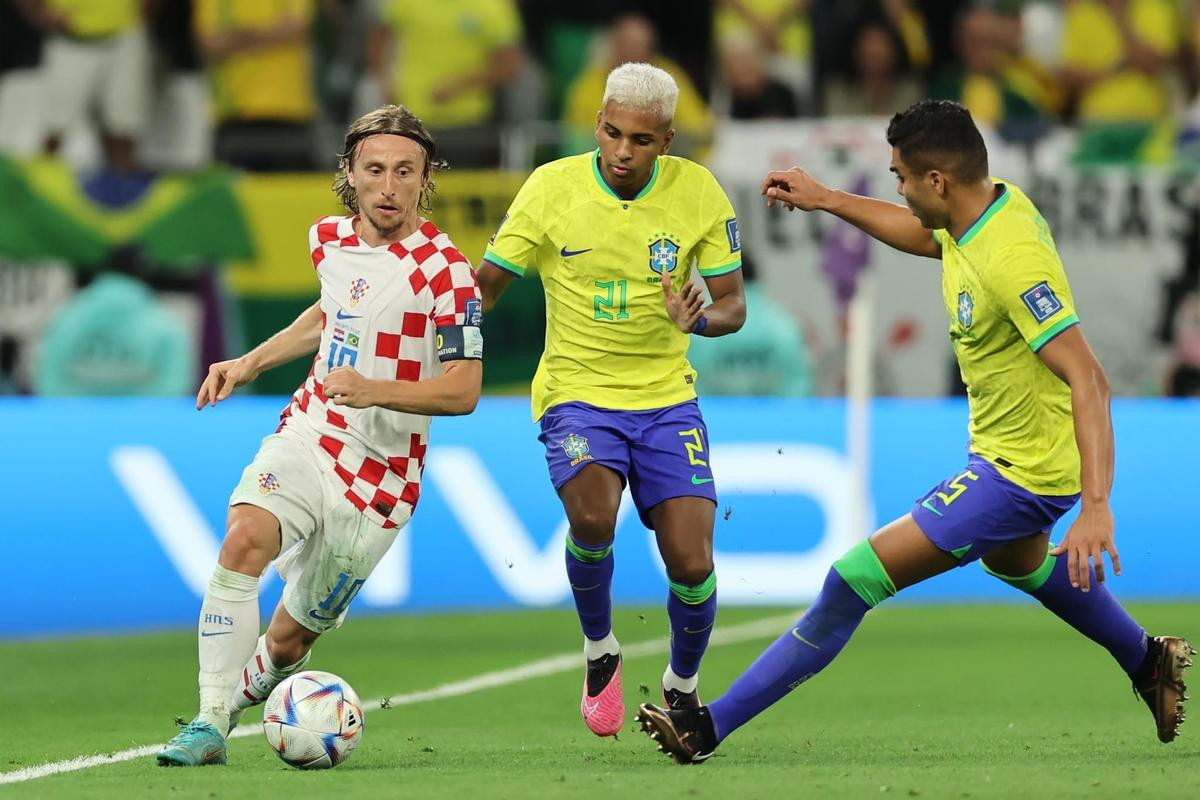 Thủ môn Livakovic giúp Croatia đánh bại Brazil: Màn trình diễn như siêu nhân Ảnh 2