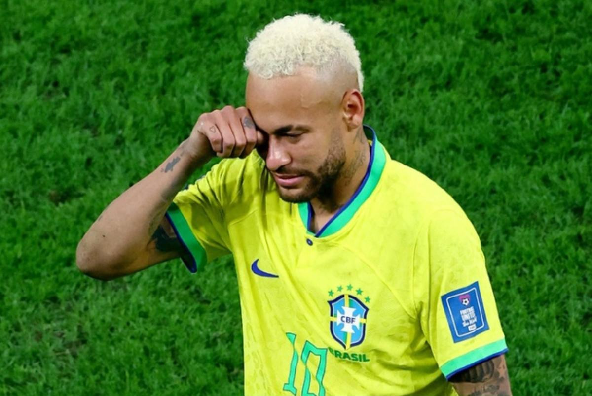 Neymar khóc nức nở sau khi Brazil bị Croatia tiễn về nước Ảnh 6