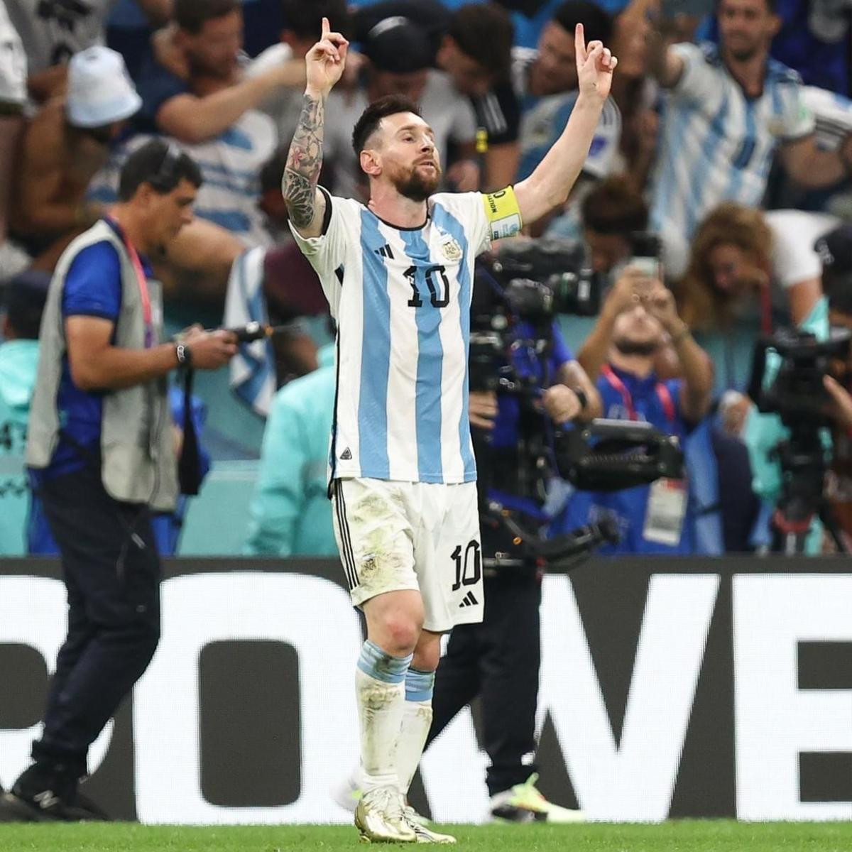 Messi rực sáng như vị thánh, Argentina thắng Hàn Lan vào bán kết Ảnh 3