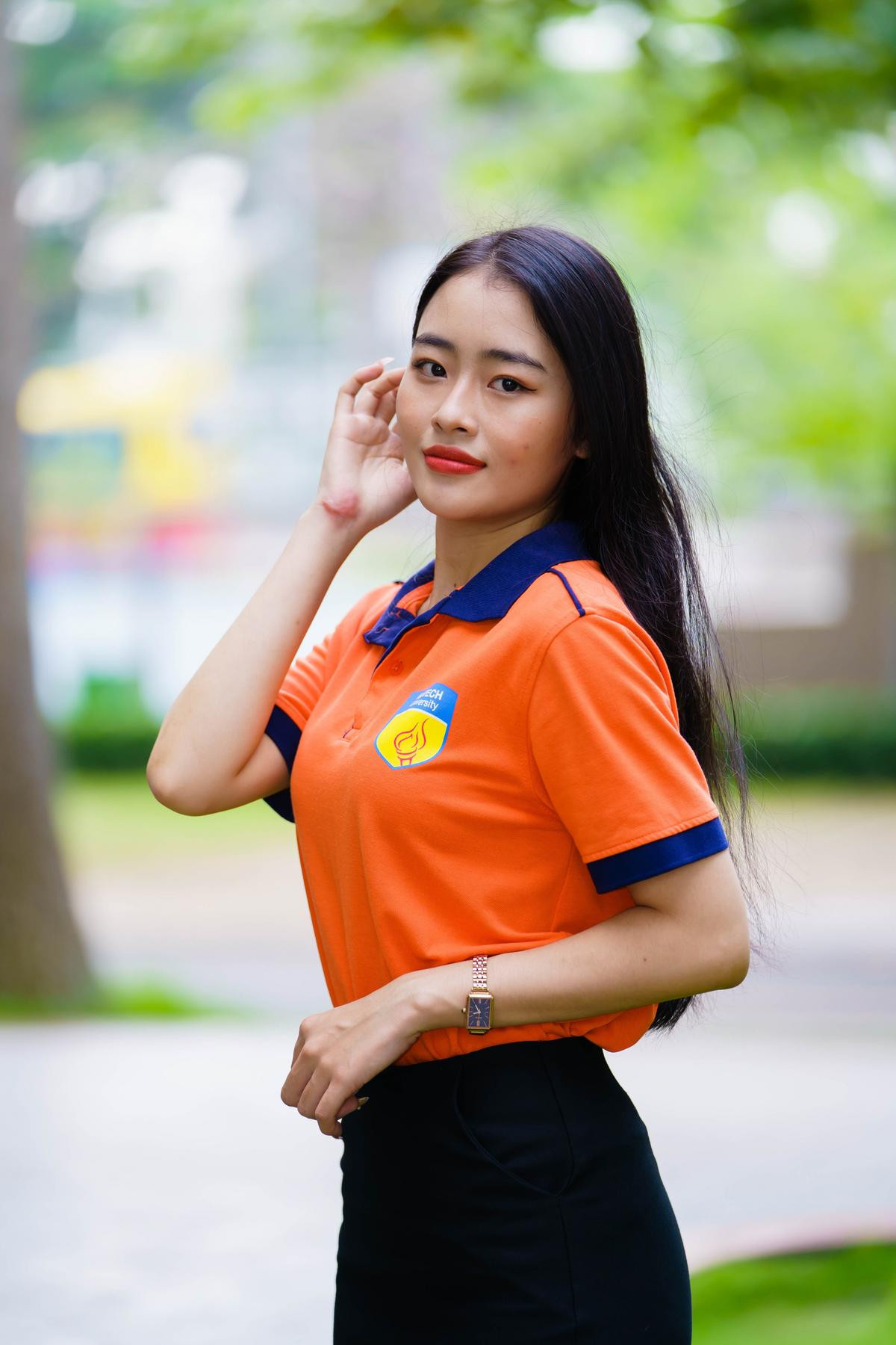 Dự thi 'khoảnh khắc đẹp', Top 45 Miss HUTECH 2023 nổi bật với nhan sắc 'đốn tim' Ảnh 7