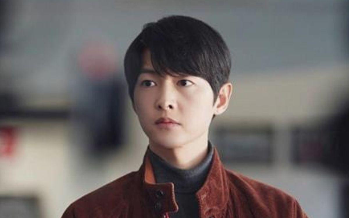 Song Joong Ki của năm 2022: Sự nghiệp thăng hoa, tình duyên viên mãn Ảnh 3