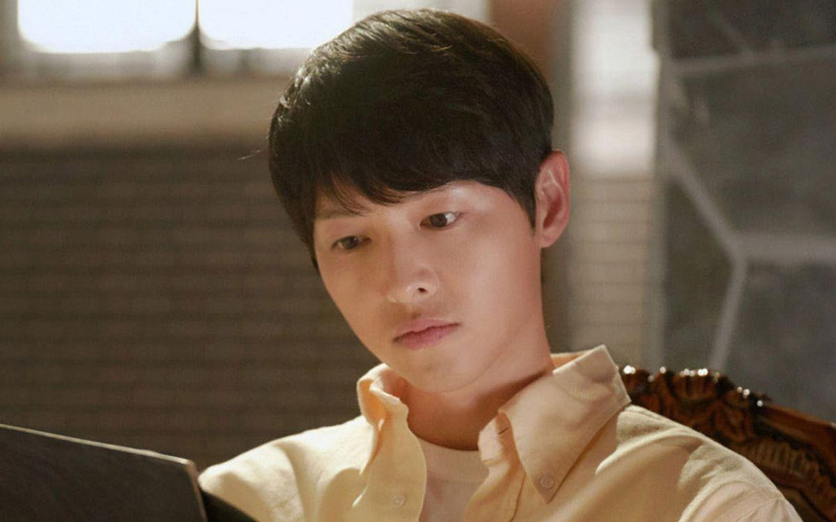 Song Joong Ki của năm 2022: Sự nghiệp thăng hoa, tình duyên viên mãn Ảnh 1