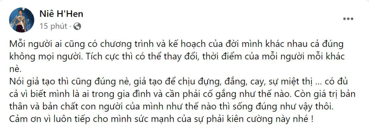 H'Hen Niê đáp trả thẳng thắn trước bình luận chê bai kém duyên: 'Giả khổ, giả thân thiện' Ảnh 3