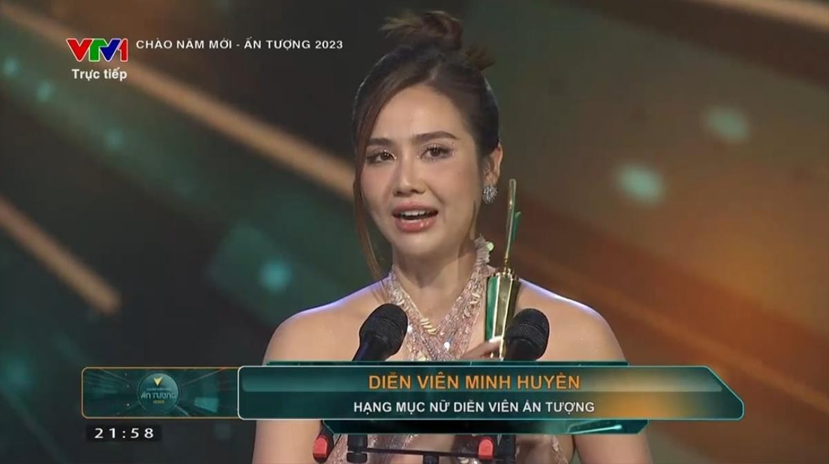 Huyền Lizzie gây tranh cãi khi chiến thắng Khả Ngân tại VTV Awards: Diễn đơ vẫn giành giải? Ảnh 1