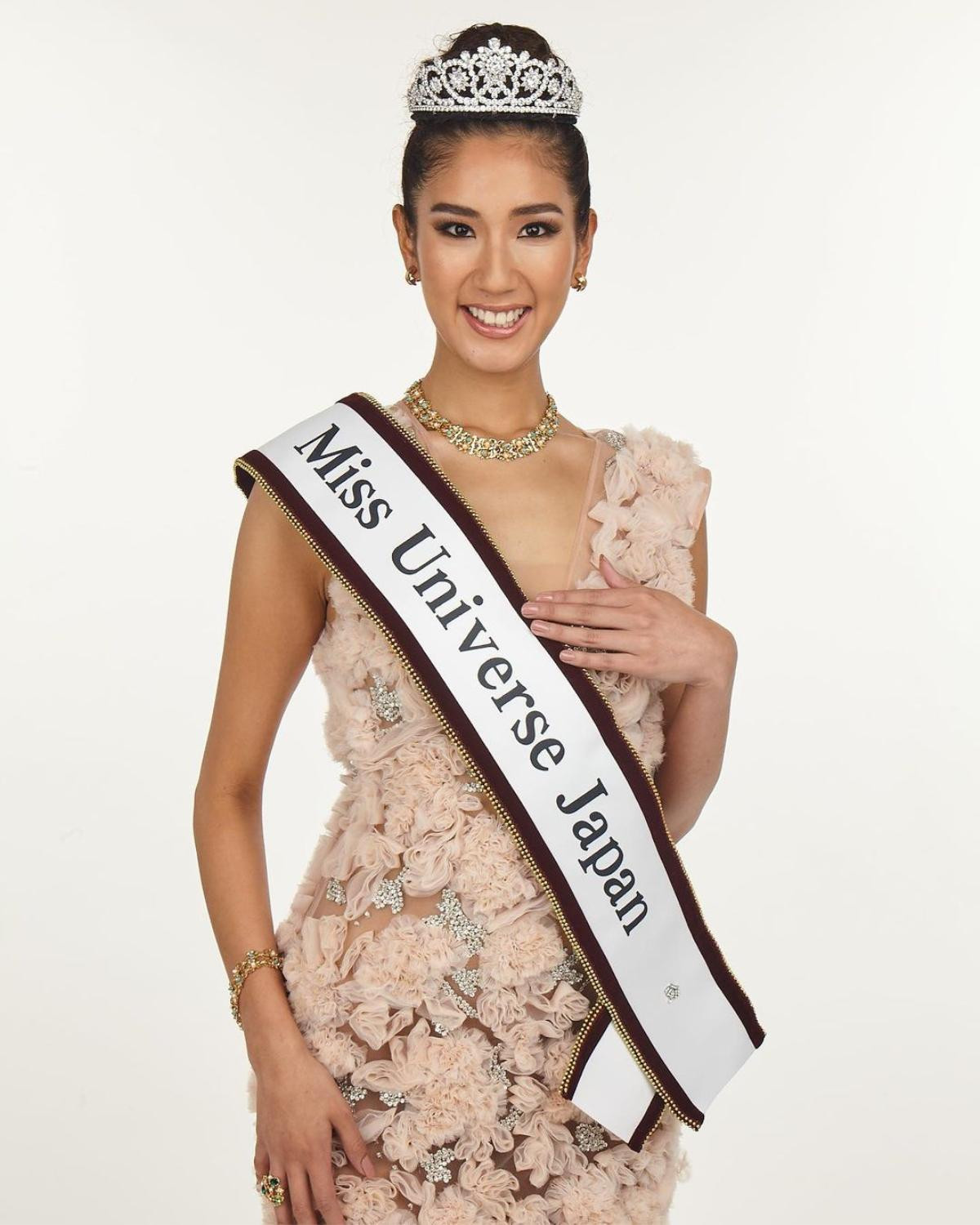 Đổ gục trước visual ngọt liệm của Miss Universe Japan, cô bạn chung phòng của Hoa hậu Ngọc Châu Ảnh 1