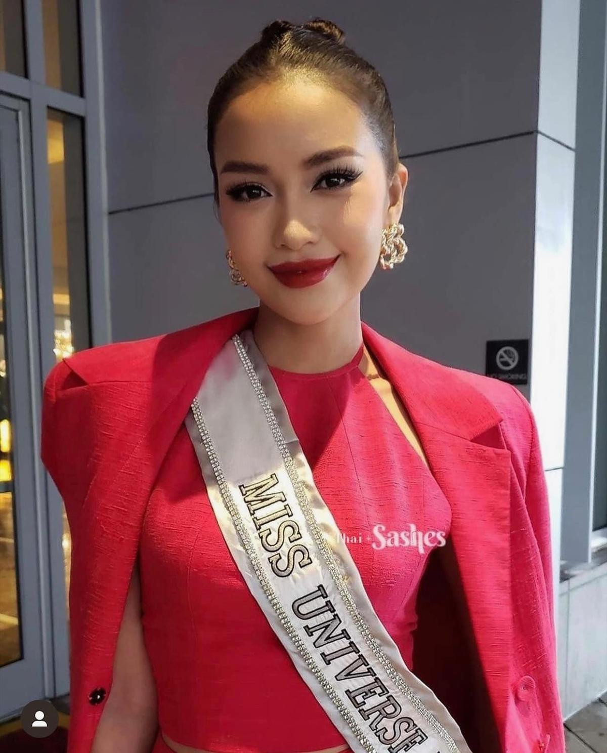 Ngọc Châu lọt Top 3 thí sinh có outfit sang - xịn nhất tại Miss Universe: Ai cũng phải dè chừng Ảnh 2