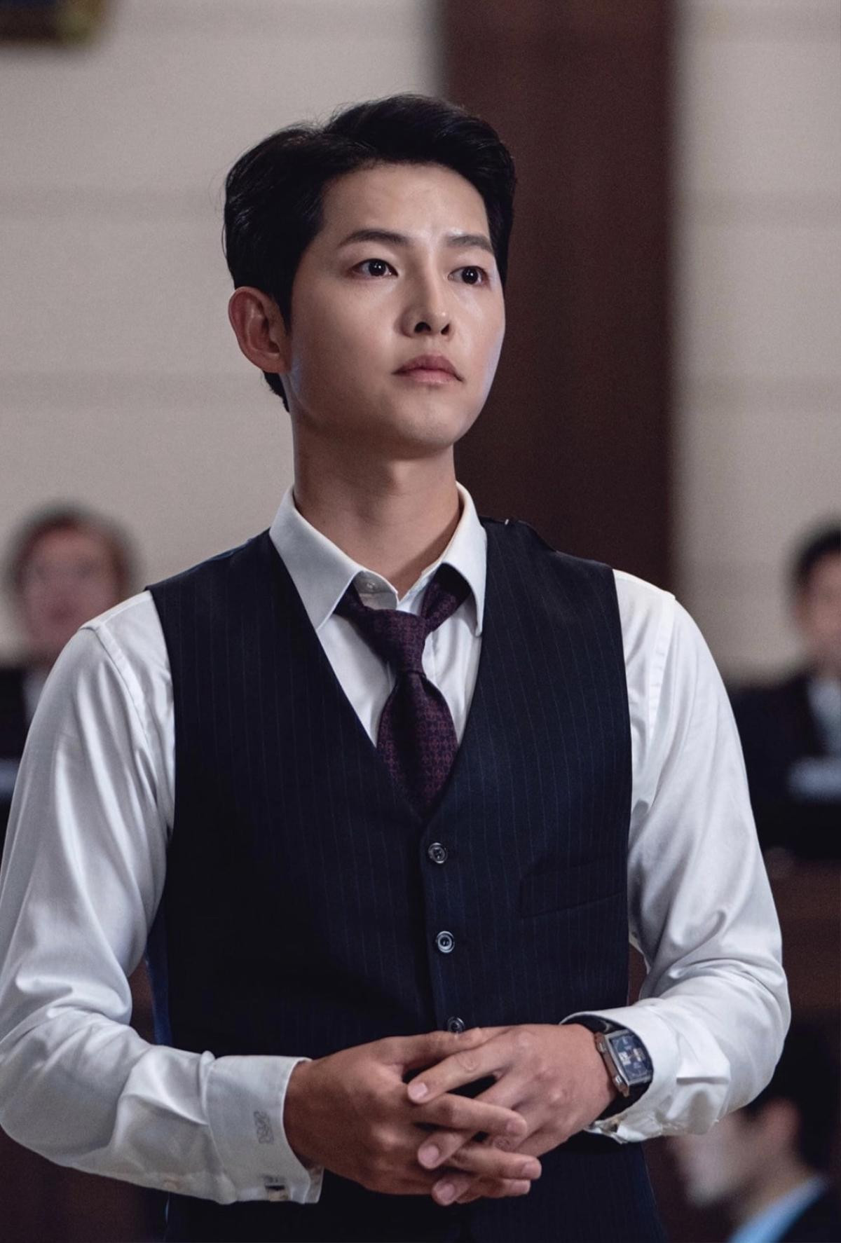 Làm điều này với tất cả mọi người nhưng Song Joong Ki lại lãng quên bạn gái mới Ảnh 1