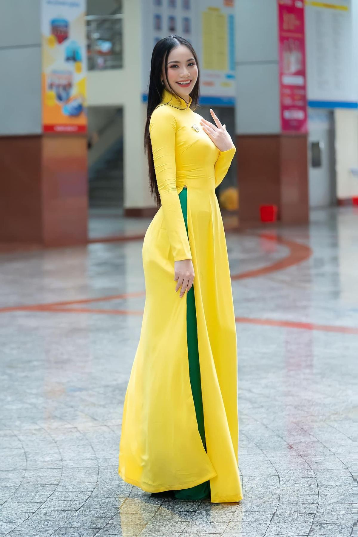 Chính thức lộ diện Top 20 thí sinh xinh đẹp, tài năng của Miss HUTECH 2023 Ảnh 4