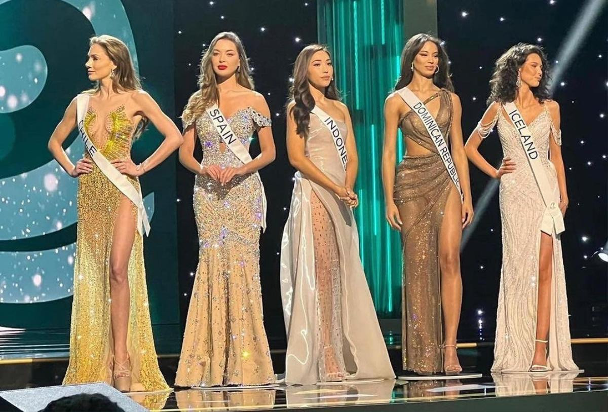 Đụng hàng với Kim Duyên, đại diện CH Dominican 'xin vía' thành công và giật giải Á hậu 2 Miss Universe Ảnh 1