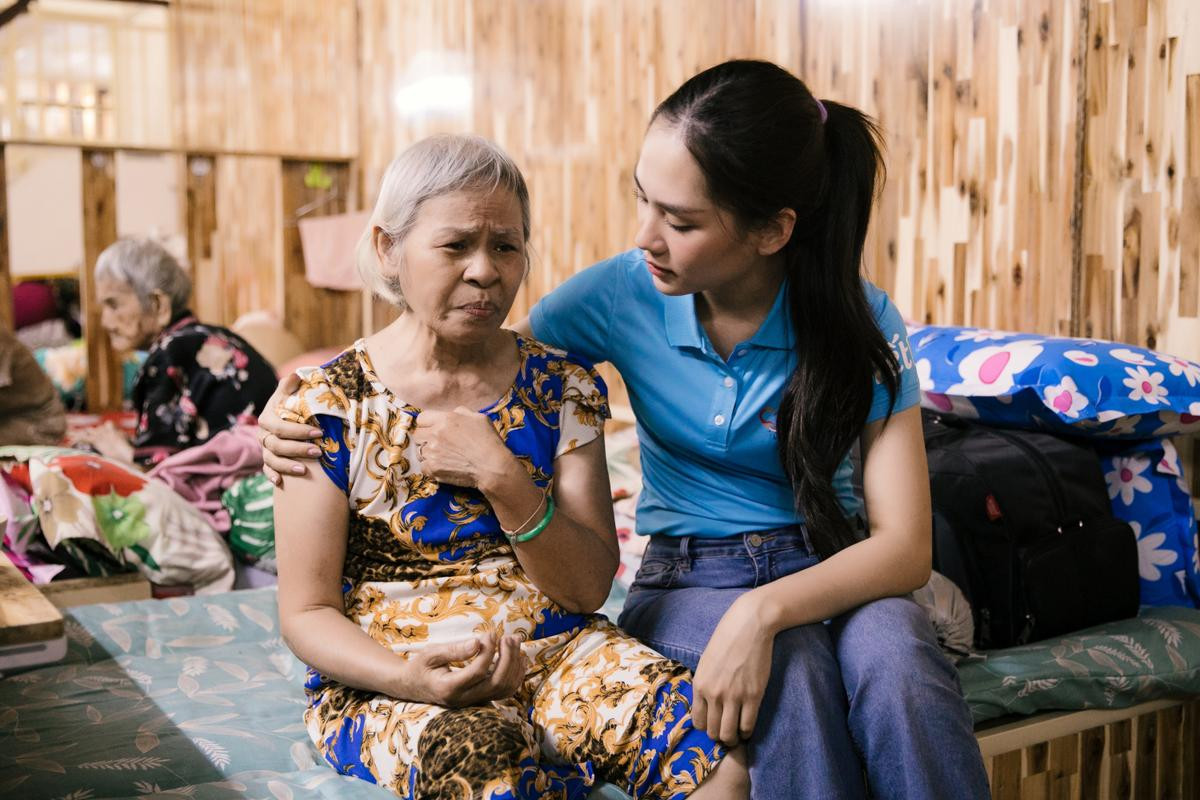 Hoa hậu Mai Phương có hành động ý nghĩa cho người khó khăn trước ngày Tết đến, xuân về Ảnh 4