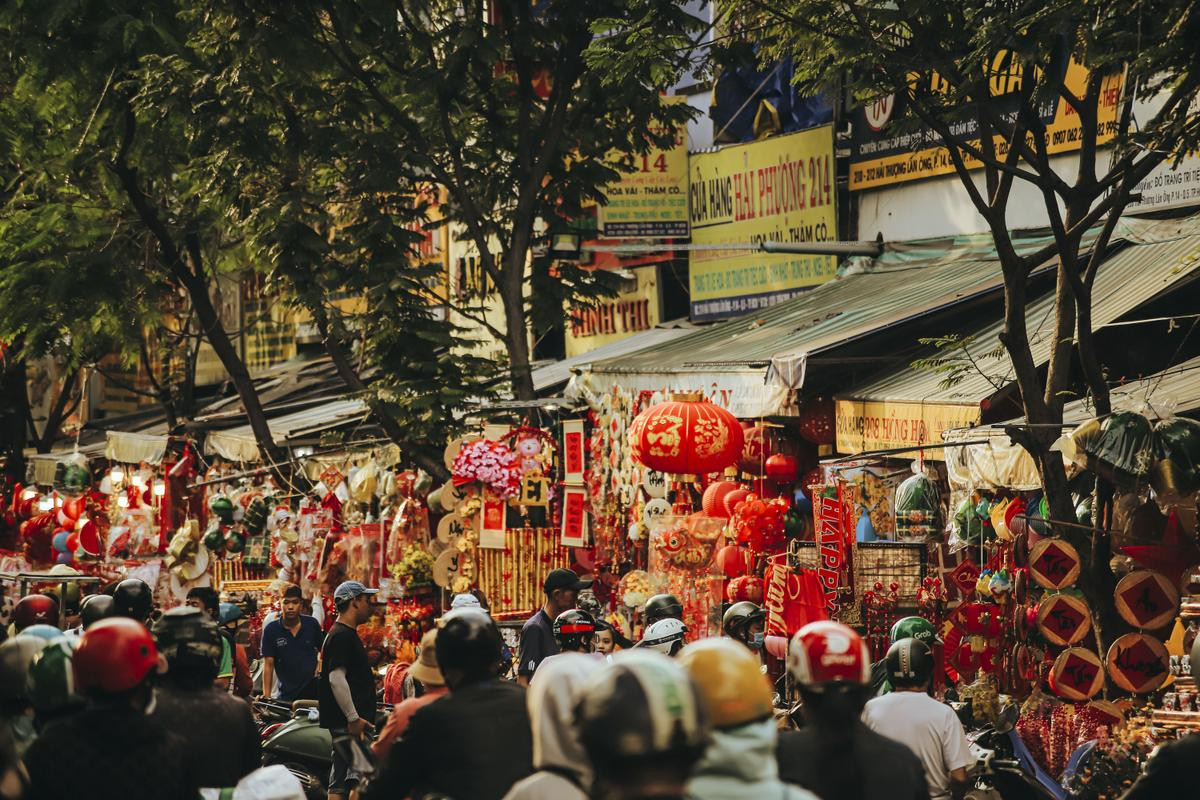 Rạo rực không khí Tết tại phố người Hoa: Xuân đã len lỏi vào từng ngõ hẻm, từng ngôi nhà Ảnh 4