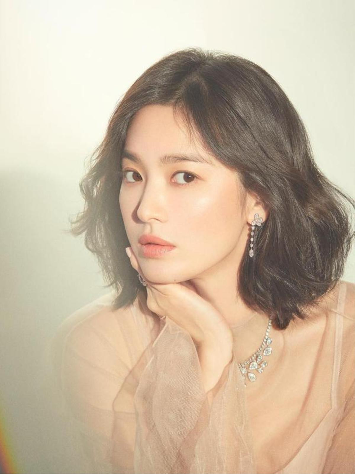 Song Hye Kyo tiết lộ về thăng trầm trong sự nghiệp và cách đối mặt trước những lời chê bai ác ý Ảnh 3