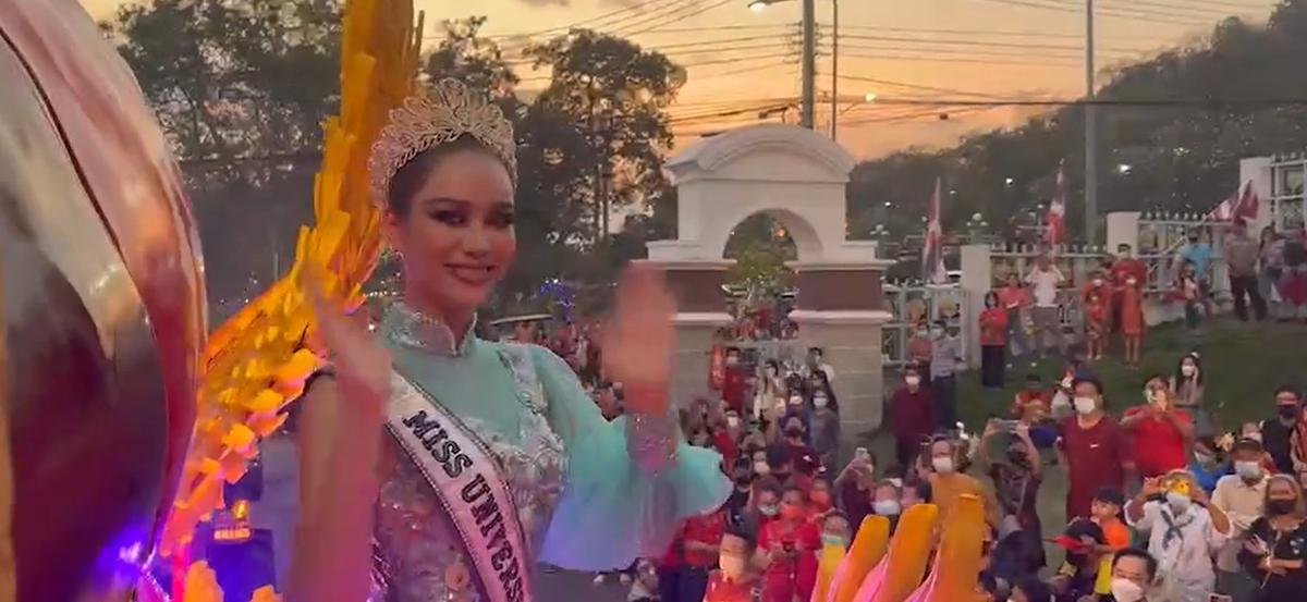 Out top chấn động tại Miss Universe 2022, đại diện Thailand vẫn được fan vây kín ngày về nước Ảnh 3