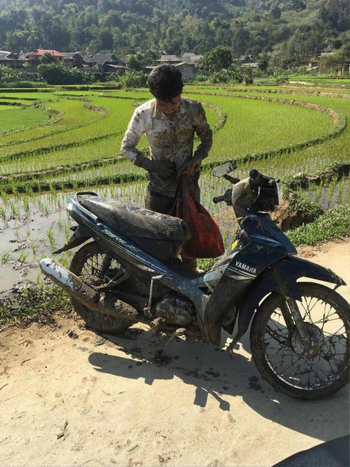 Gái xinh có pha chúc Tết 'đi vào lòng đất' khiến dân tình vừa thương vừa buồn cười Ảnh 10