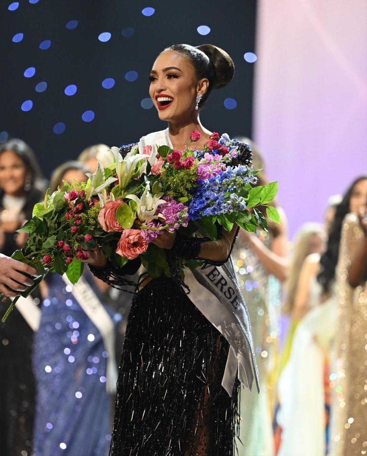 Mỹ nhân từng đánh bại Tân Miss Universe R'Bonney Gabriel: Body 'chặt chém', profile quá ấn tượng Ảnh 1