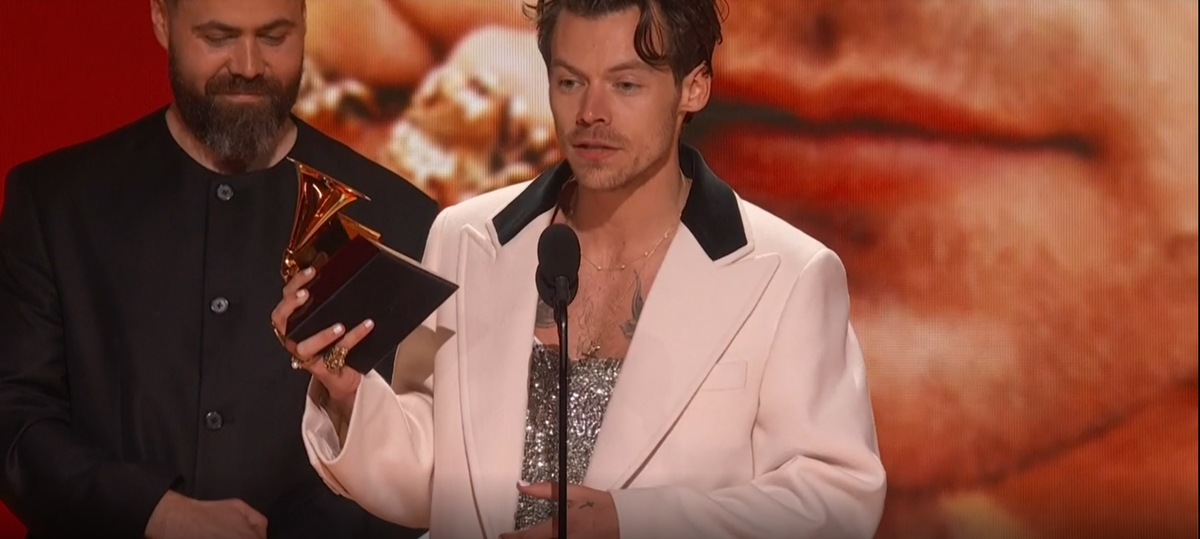 Hành động của Taylor Swift khi tình cũ Harry Styles lên nhận giải tại GRAMMY 2023 Ảnh 4