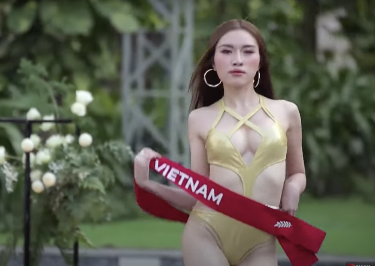 Thanh Thanh Huyền 'mặt vênh - vuốt tóc' trong phần thi áo tắm Miss Charm: Khán giả than thất vọng Ảnh 3