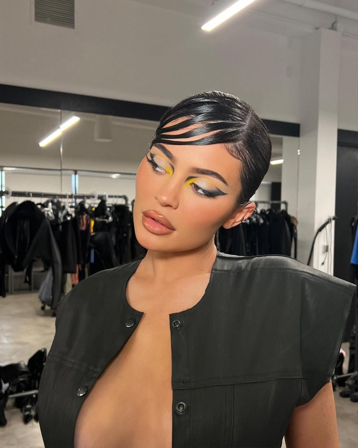 Kylie Jenner: Từ nữ phụ show thực tế đến It Girl quyền lực bậc nhất Instagram Ảnh 4