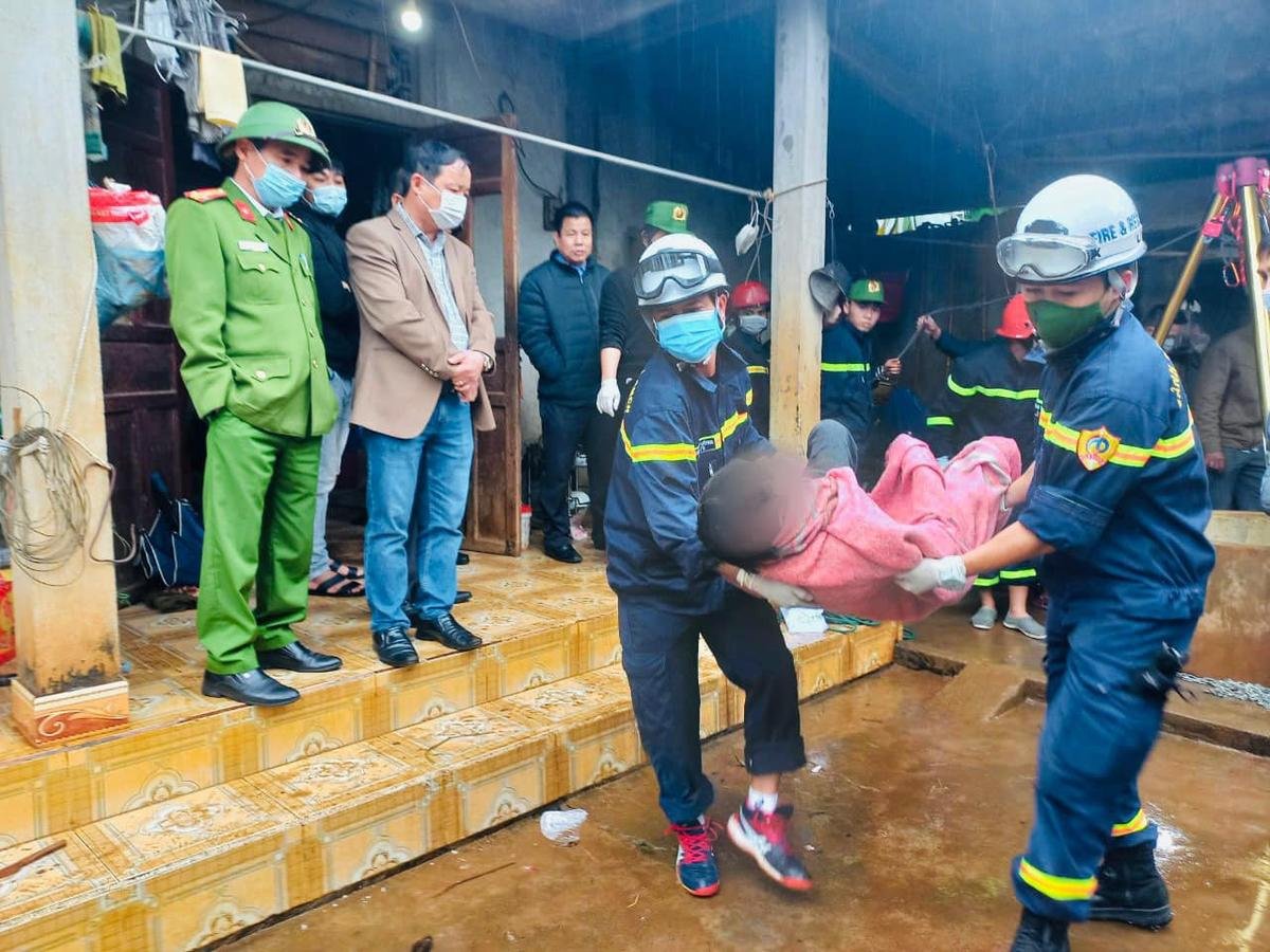 Cùng rơi xuống giếng, vợ dặn chồng 'để tui lên gọi người cứu' nhưng lúc quay lại đã muộn Ảnh 2