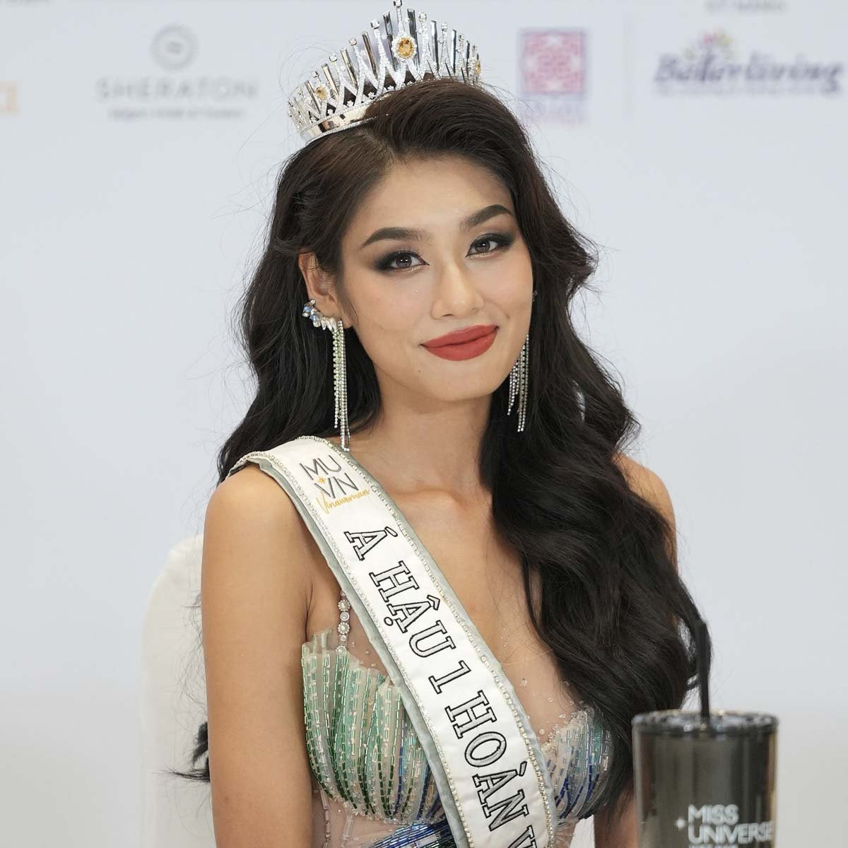 Quốc tế ồn ào khi Miss Universe Vietnam đổi chủ, chủ tịch Anne Jakrajutatip bị chỉ trích nặng nề Ảnh 4