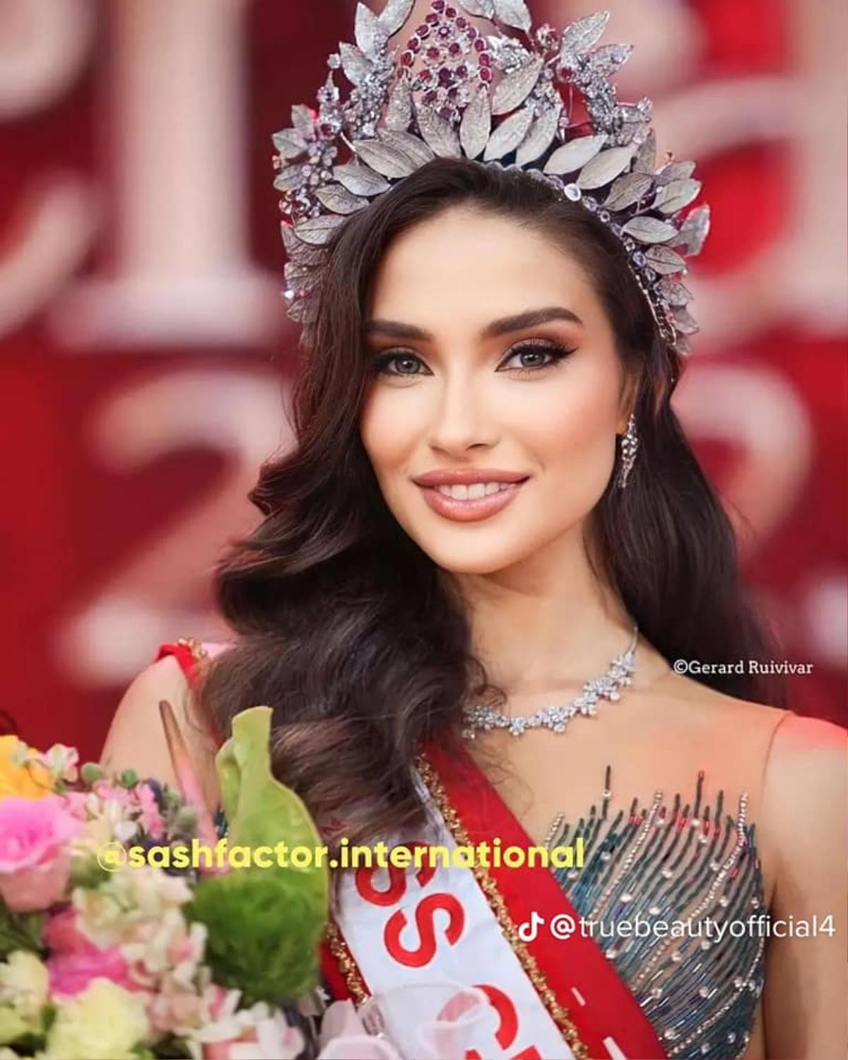 Miss Charm 2023 quá giống một hoa hậu khác: Fan sắc đẹp đã thấy - chắc Lan Khuê cũng thấy Ảnh 2