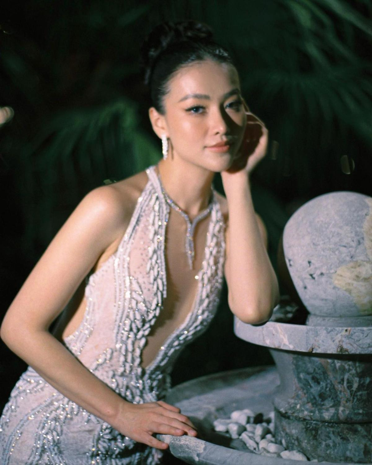 Miss Earth Phương Khánh đẹp như nữ thần trong bộ ảnh mới: Đẳng cấp của Hoa hậu quốc tế là đây! Ảnh 4